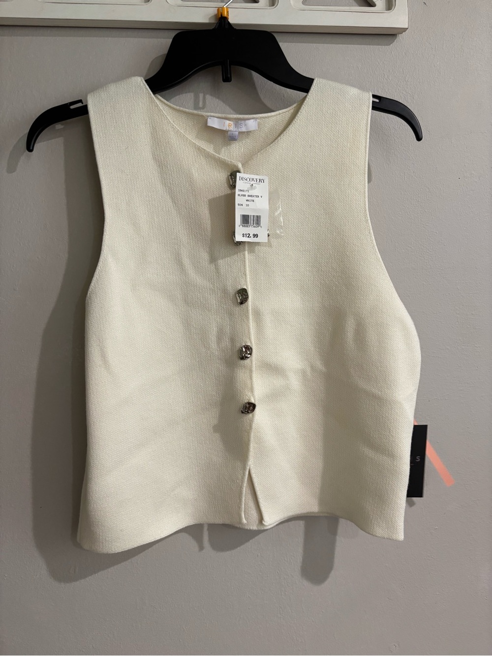 Discovery Cream Button-Front Knit Crop Vest